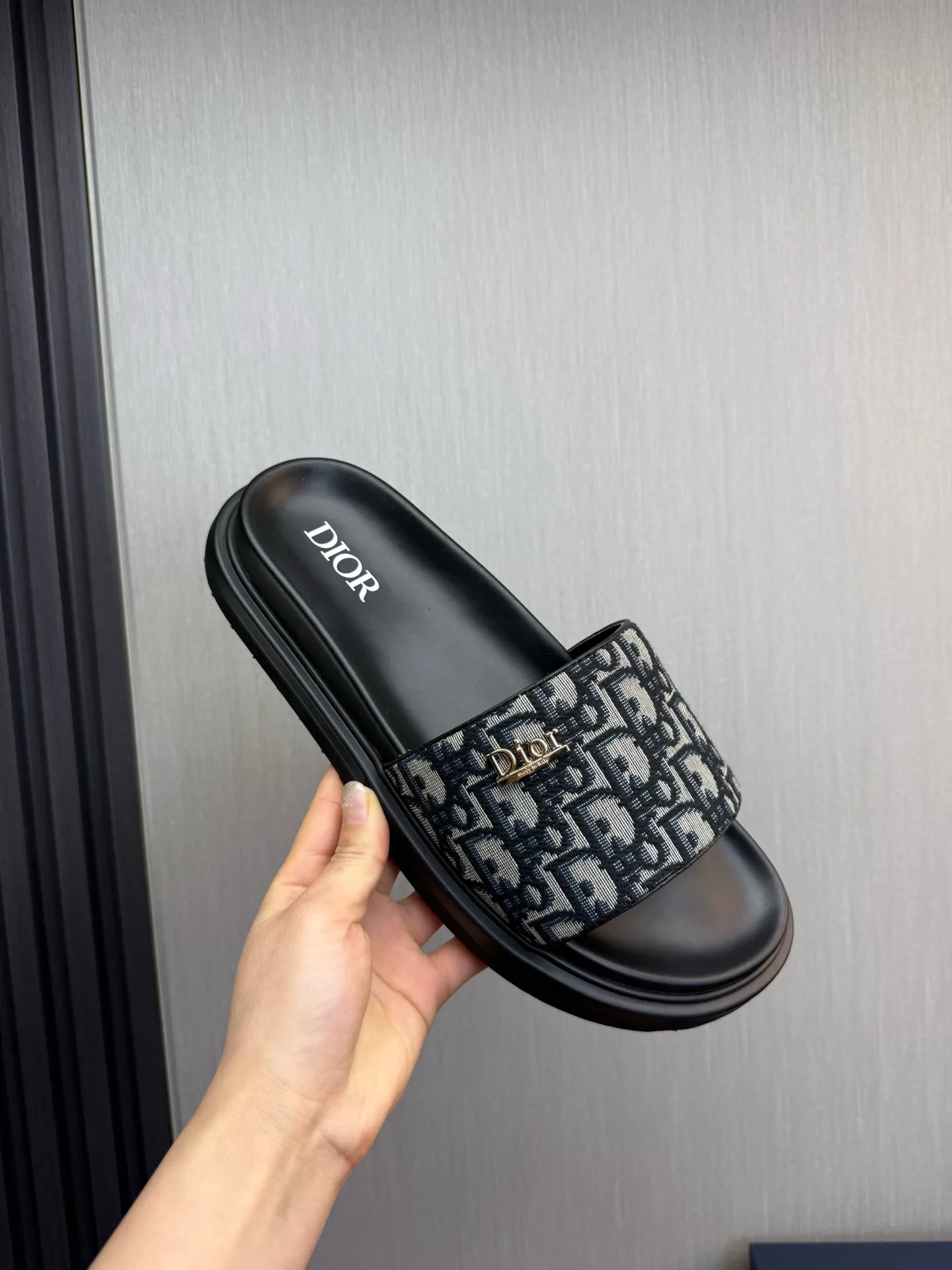 Men's shoes 260💰 Dior. Men's slippers🩴Official website 1:1 production 38-45 size 45 46 🉑️Customized original material shipped✅